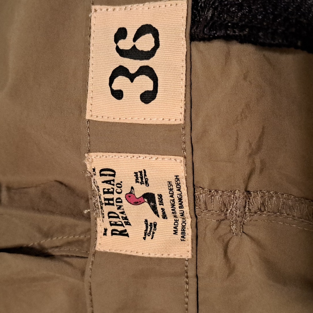 RedHead Men's Brown Cargo Shorts.  Size 36. - Picture 2 of 8
